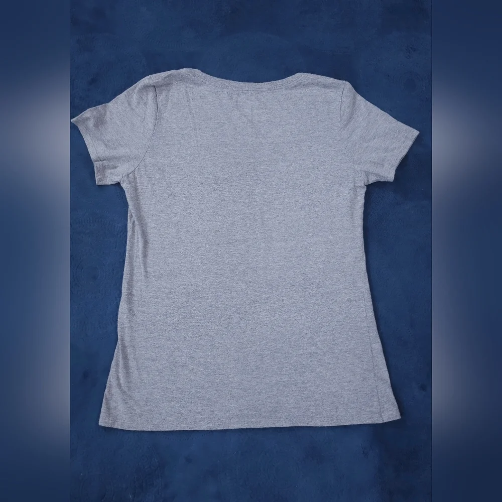 Nike gray t-shirt, women's size small, in great condition